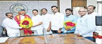 ఉద్యోగులకి సంక్రాంతి ఆఫర్ ఇవ్వనున్న చంద్రబాబు..? ఫుల్ జోష్ లో ఉద్యోగులు!